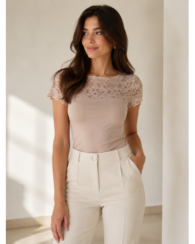 Tricot micro-modal à demi-manches pour femmes avec encolure en dentelle extensible
